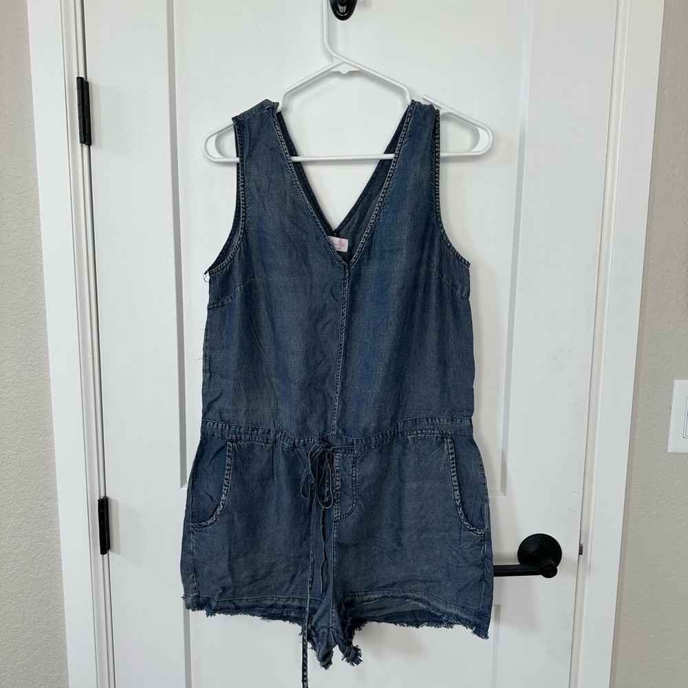 Pink Lily chambray blue jumper